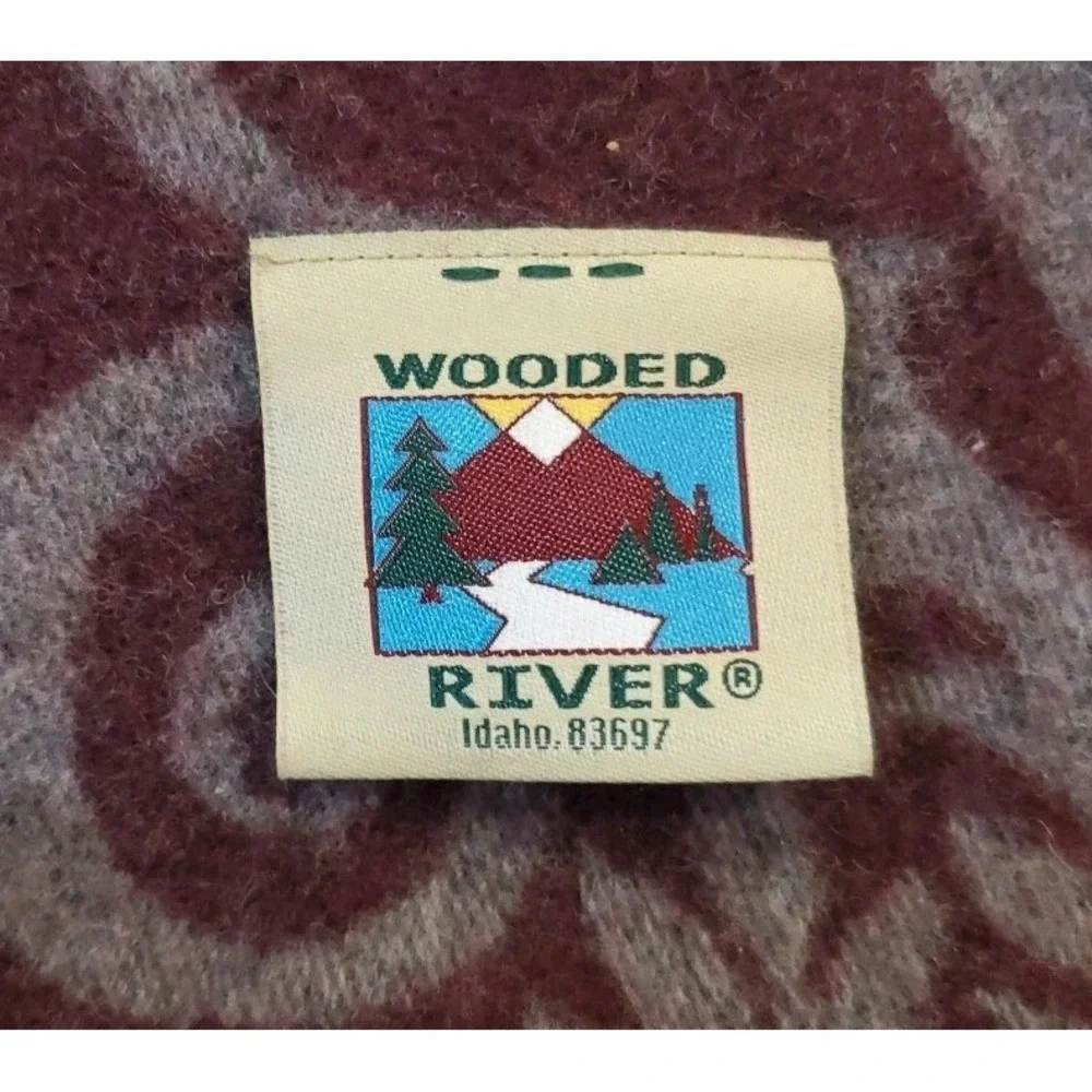 2 Wooded River Renaissance‎ Swirl Throw Blanket 56